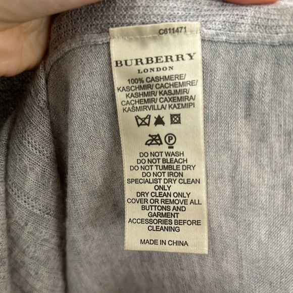 Burberry cashmere sweater - Picture 4 of 4
